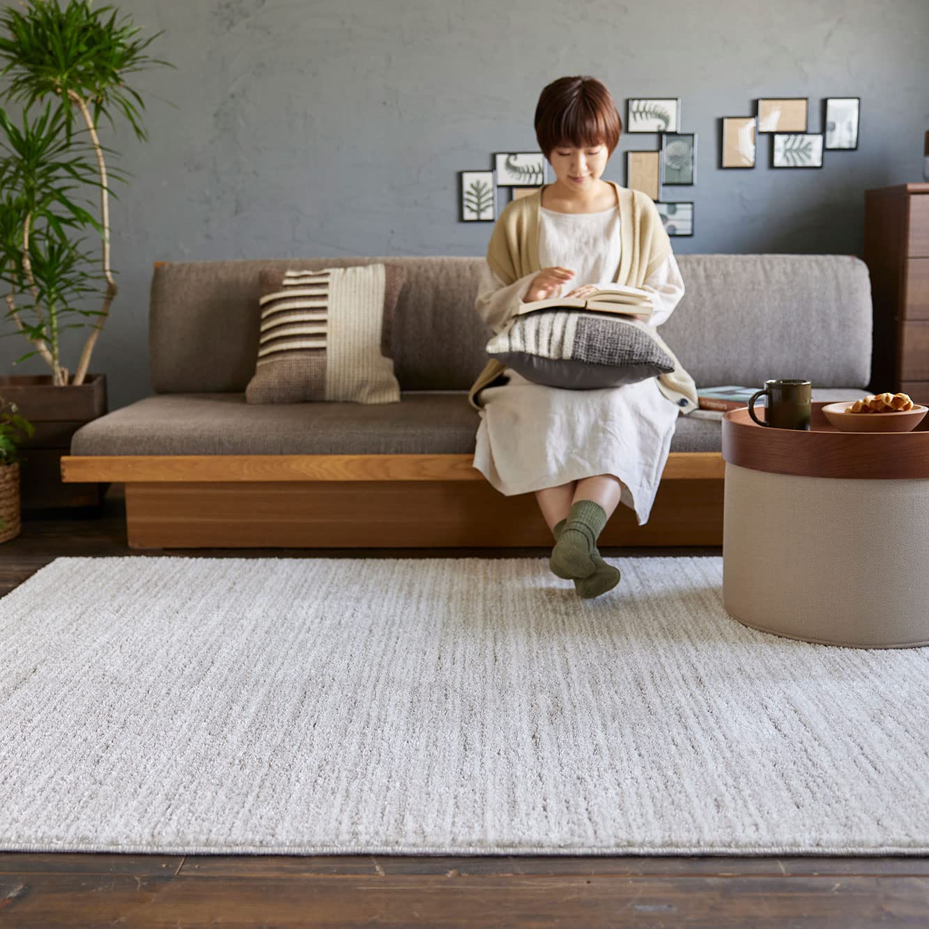 Amazon｜スミノエ(Suminoe) ラグ アイボリー 130×190cm 洗える 滑り